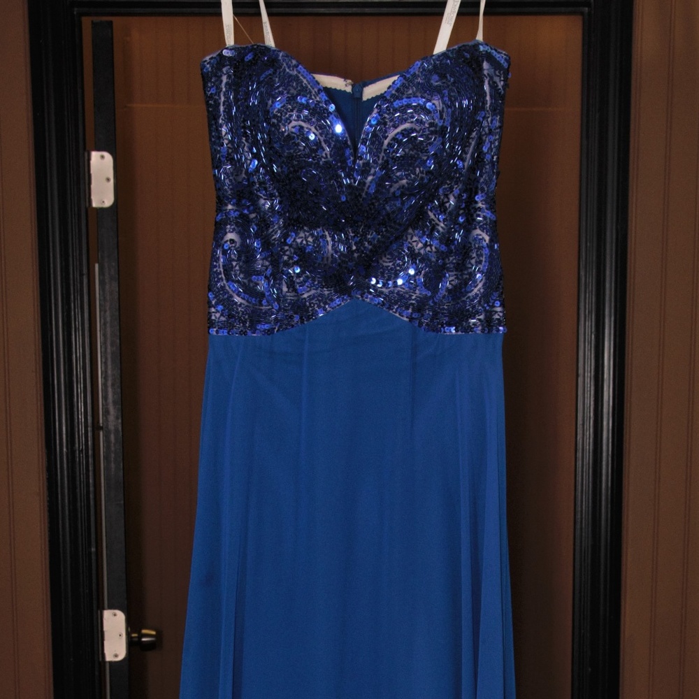 Tony Bowls Evening Gown